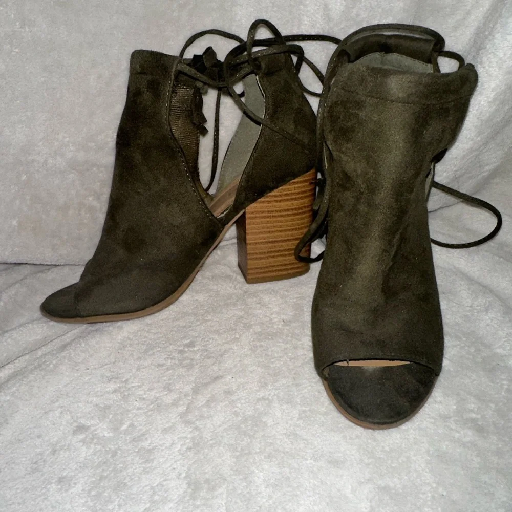 Cut Out Booties - Picture 2 of 6